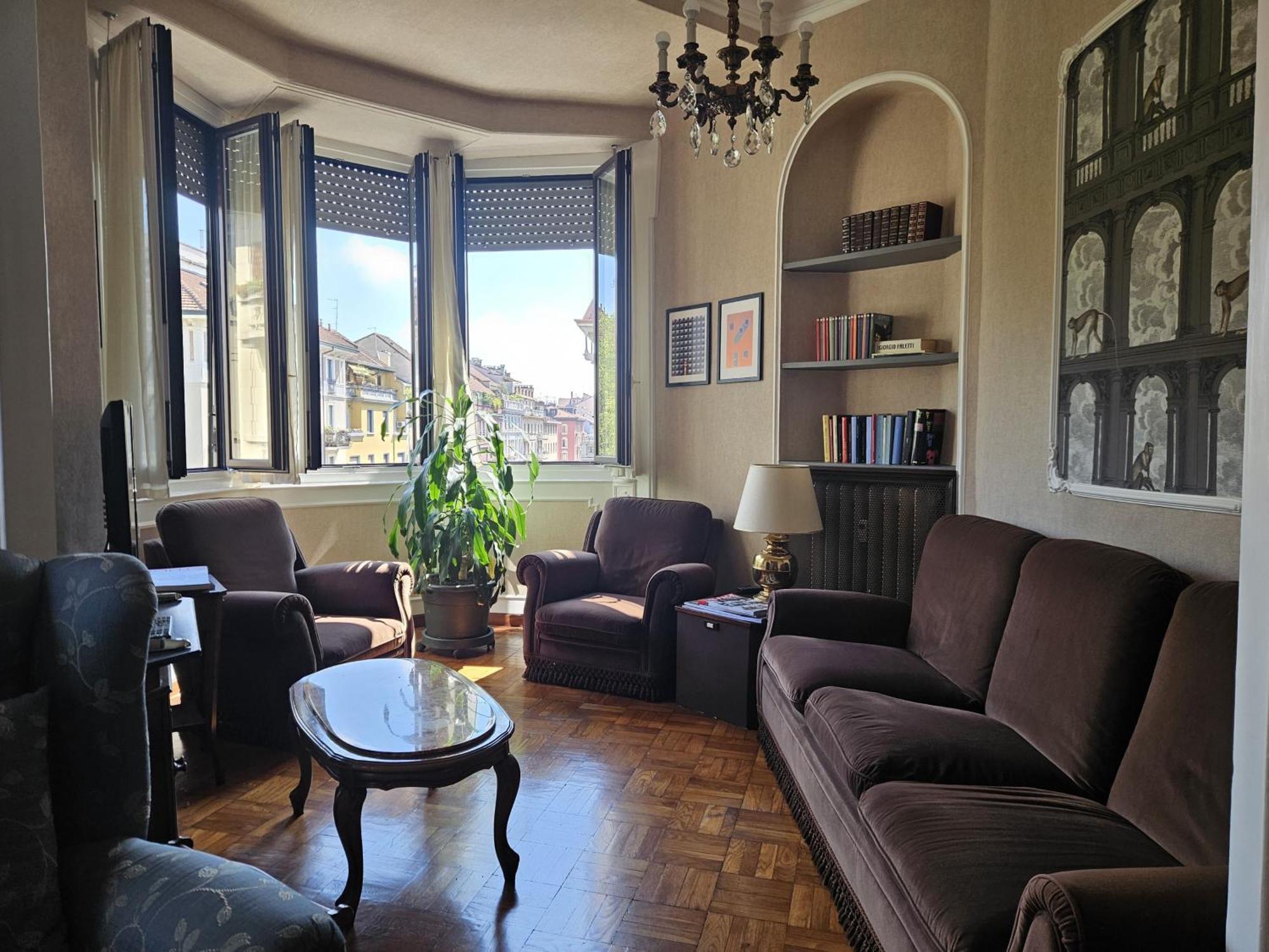 Homegallery - Elegante Appartamento Milanese 外观 照片